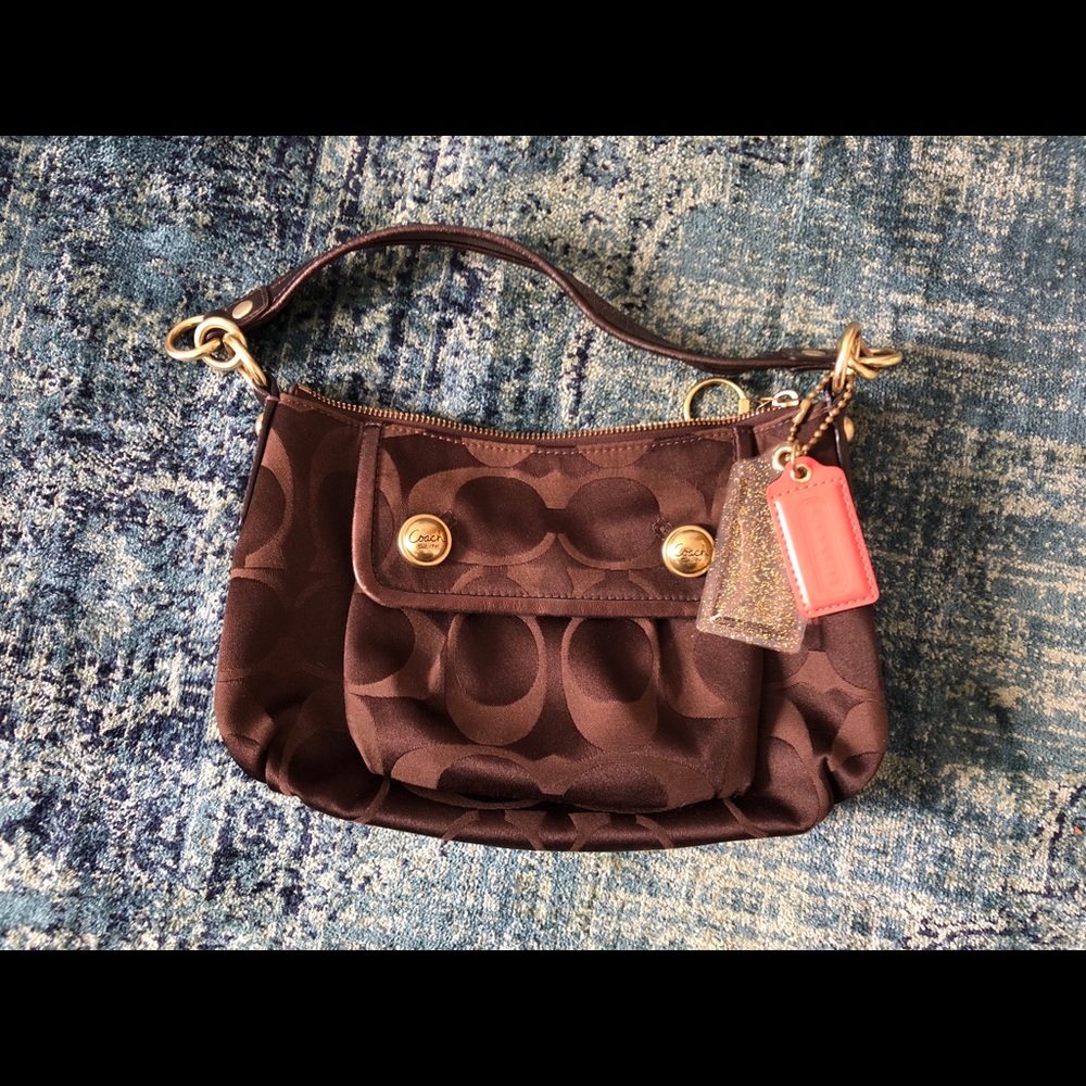 Coach Poppy Signature Groovy Shoulder Bag -Brown